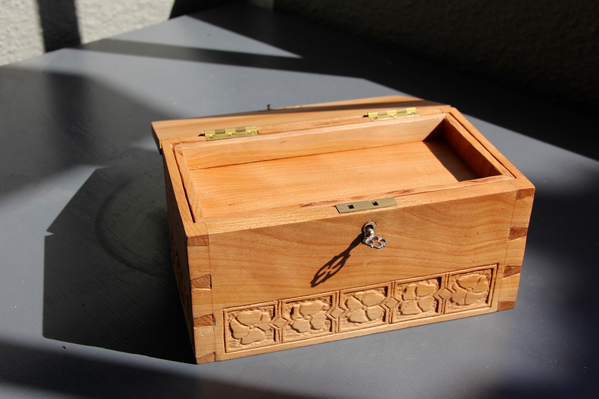 Flower box